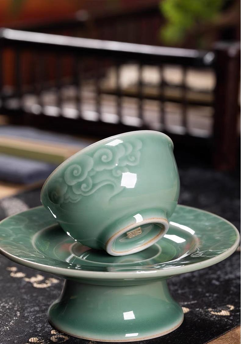 Longquan Celadon Song Dynasty-Style Teacup with High-Footed Saucer