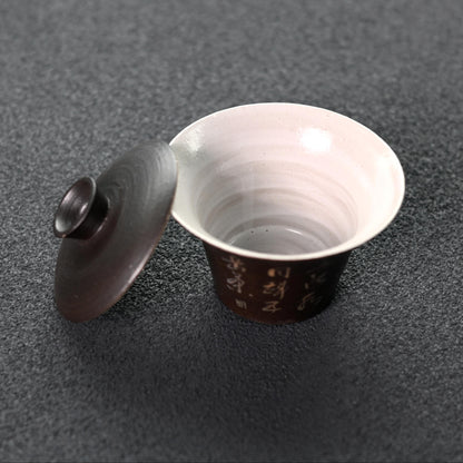 Japanisch inspirierte handbemalte Kalligrafie Kohiki Teeschale / Gaiwan
