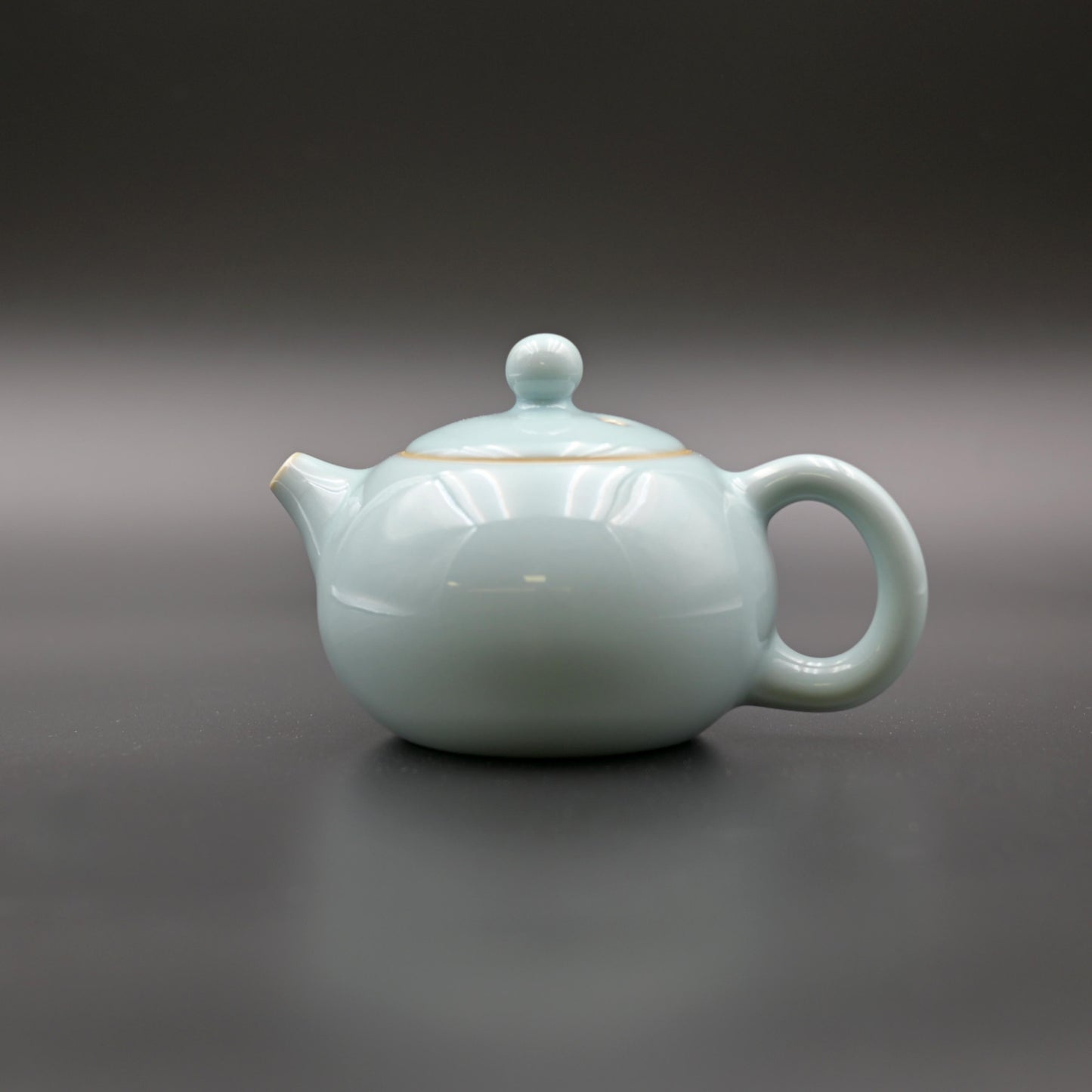 Ru Porcelain (Ru Yao) Nail-Support Technique Xi Shi Teapot Sky-Blue