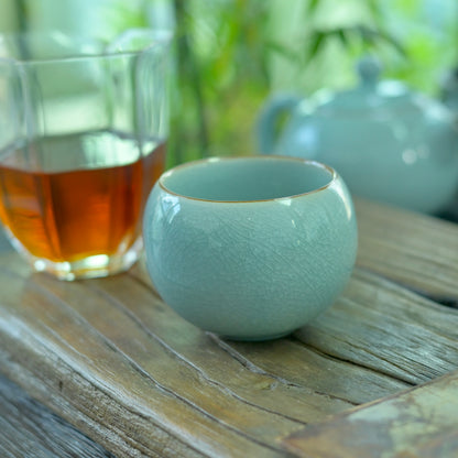 Ru kiln dragon egg shape tea cup with crackle glaze for gongfu tea