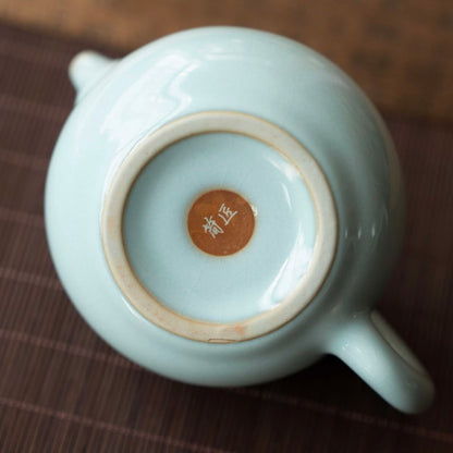 Ru-Ware (Ruyao) Nägelstütz-Technik Xi Shi Teekanne Himmelblau