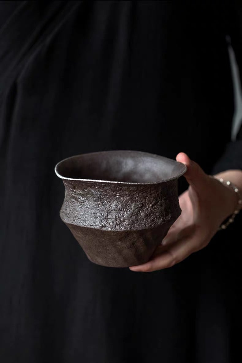 oarse clay tea collection bowl ideal for holding tea leaves or rinsing water during ceremony
