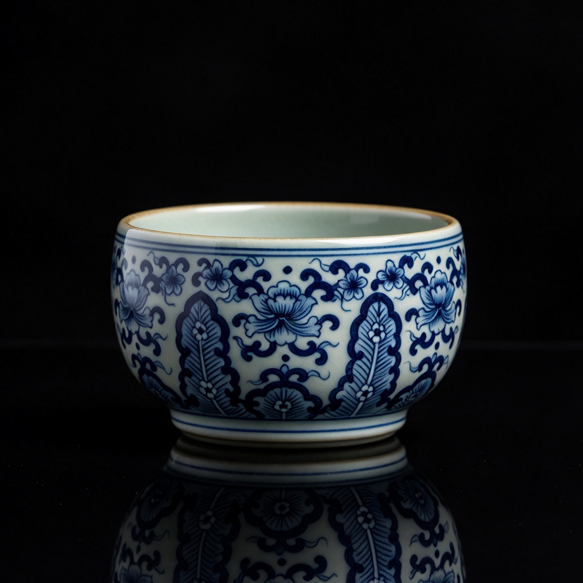 Hand-Painted Blue and White Porcelain Plantain Leaf Teacup 110ml