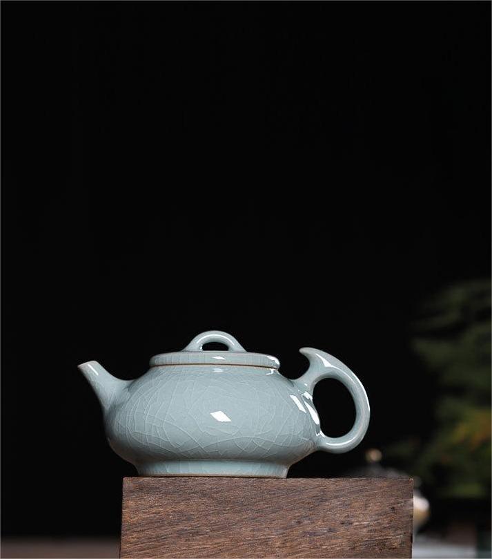 Five great kilns heritage preserving classical Chinese ceramic techniques and aesthetics