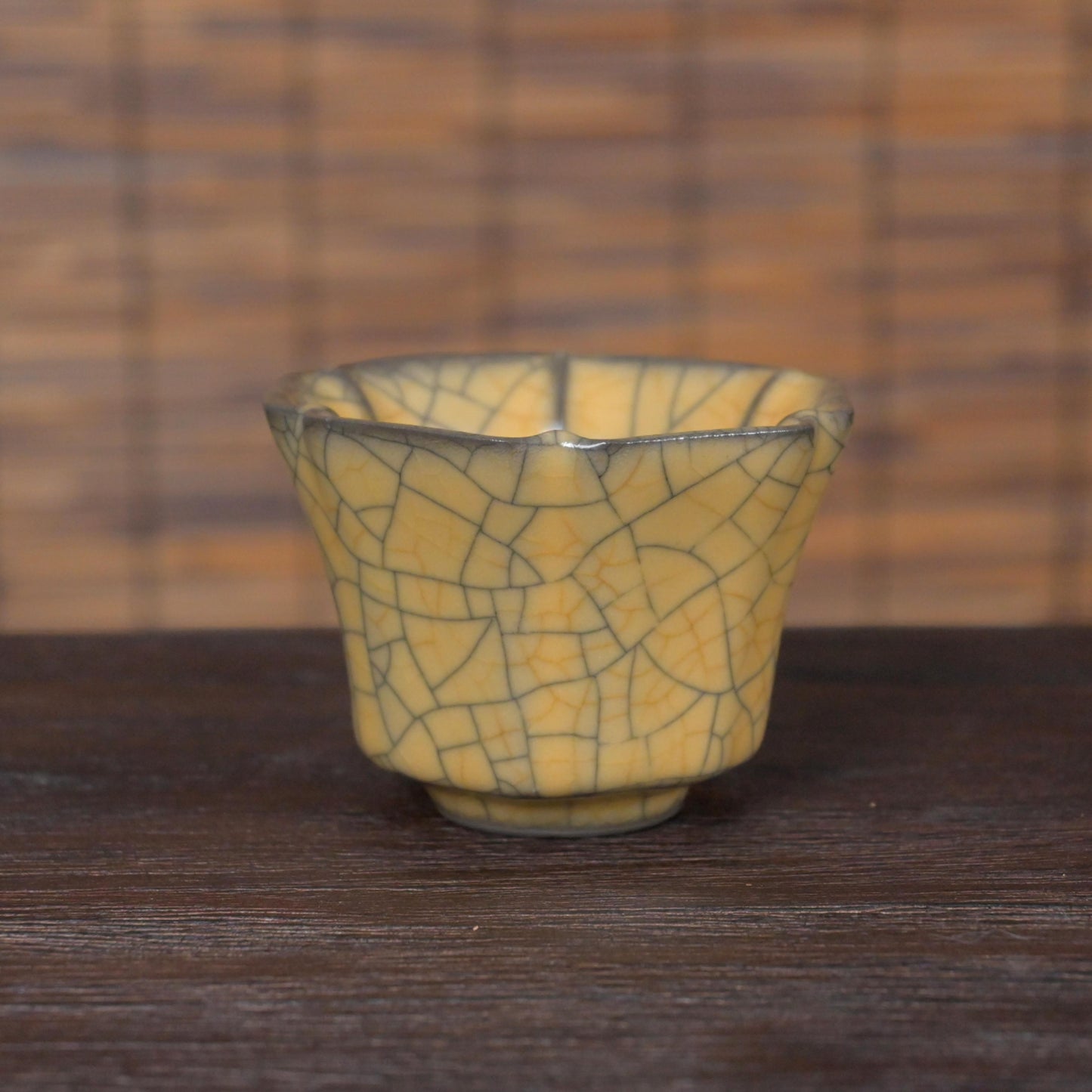 Ge-kiln Crackles Pattern Hexagonal Host Tea Cup
