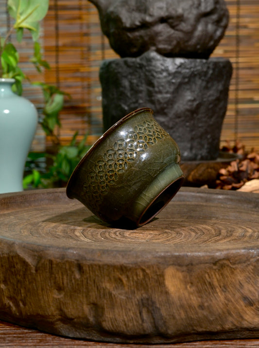 Longquan Celadon "Ge" Kiln Iron-Clay linglong porcelain Teacup 110ml
