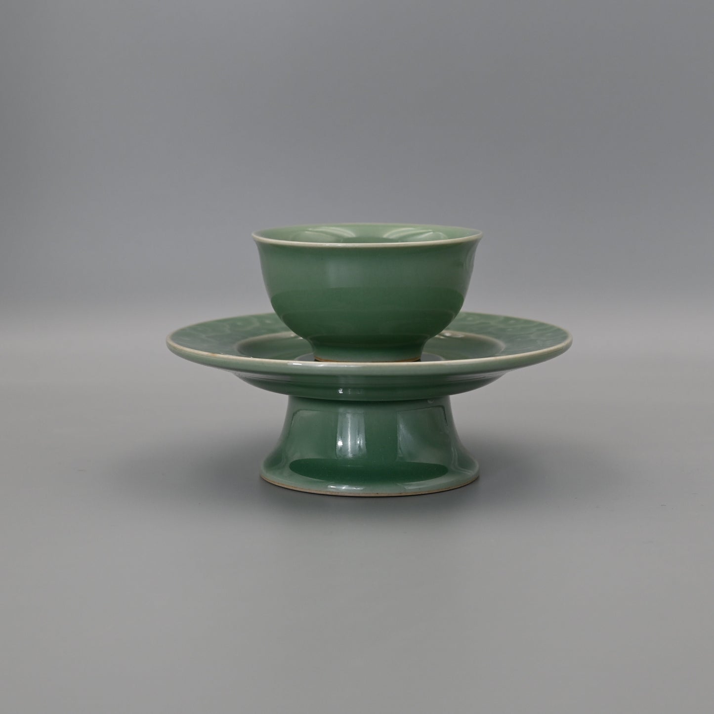 Longquan Celadon Song Dynasty-Style Teacup with High-Footed Saucer