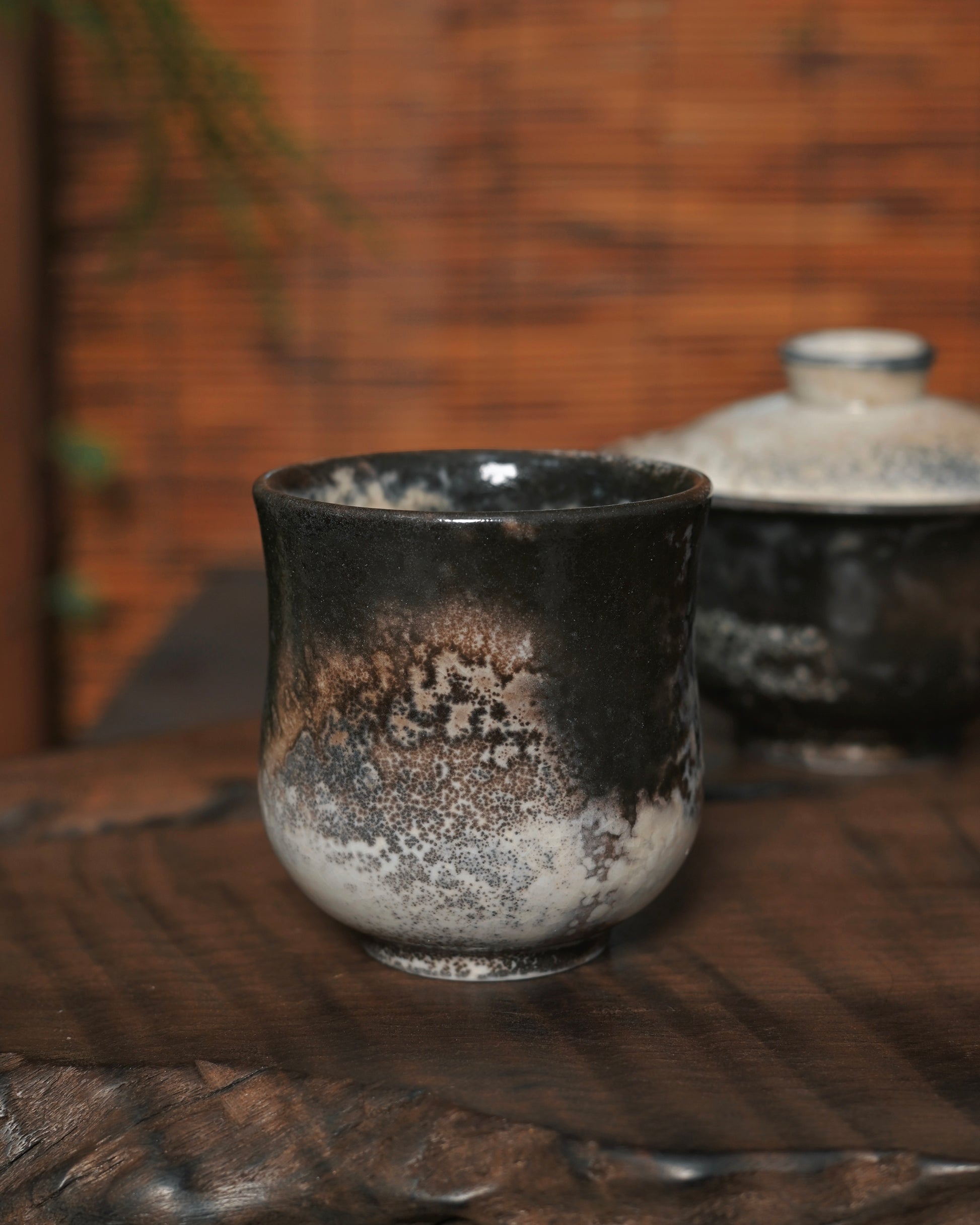 Gongfu tea ceremony set designed for traditional Chinese tea brewing with precision pouring