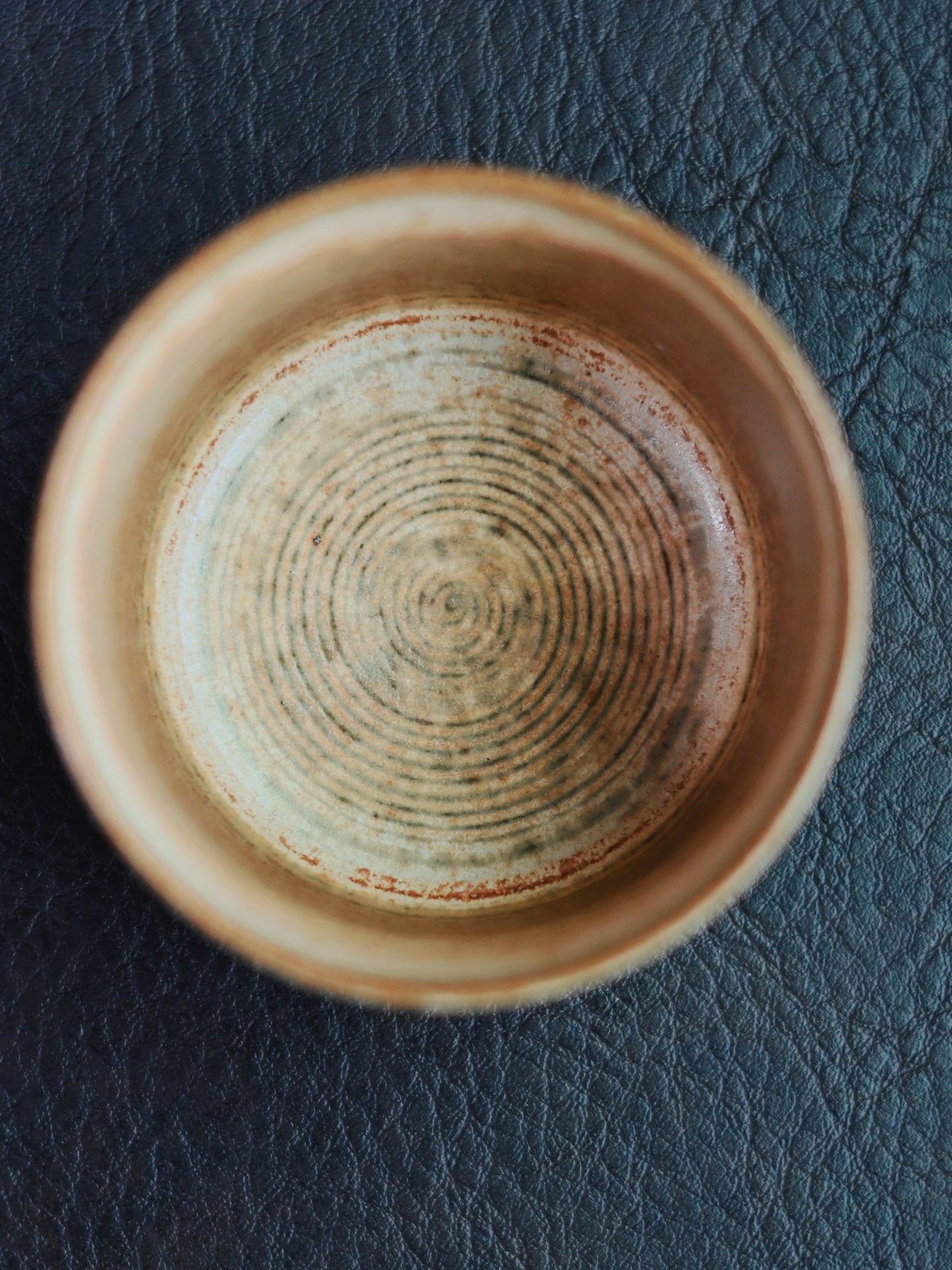 Jingdezhen Hand-Painted Chinese Bird-and-Flower Master Cup