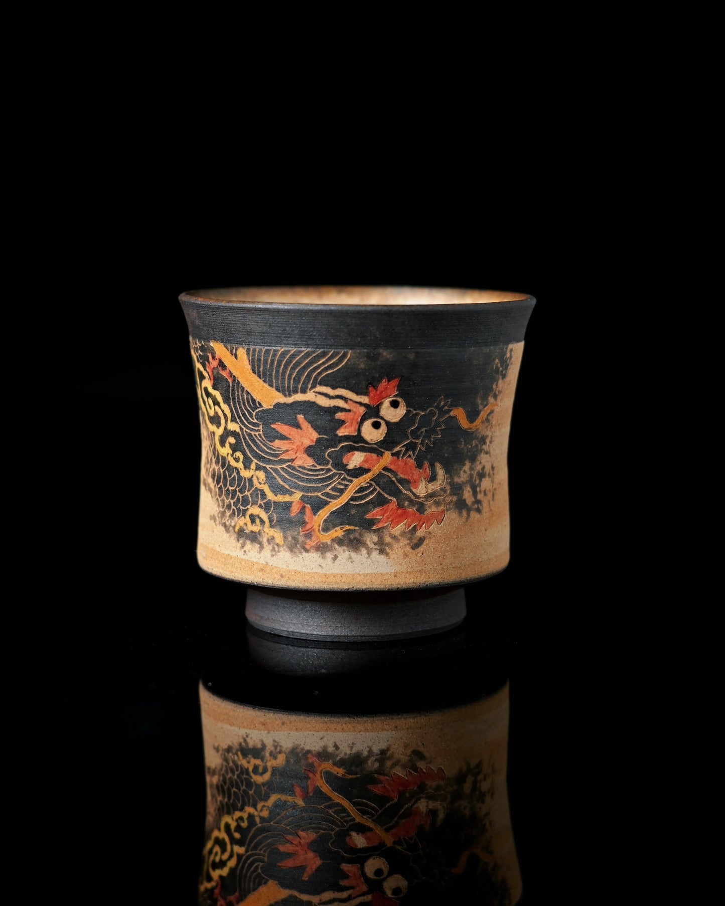 Chinese ink painting style dragon pattern ceramic cup with using kohiki technique
