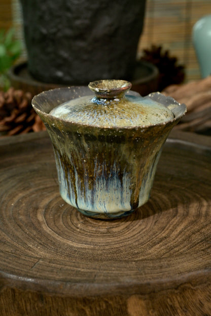 Handmade wood-fired stoneware tea vessel 150ml ideal for steeping aged White tea and Shou Pu'er
