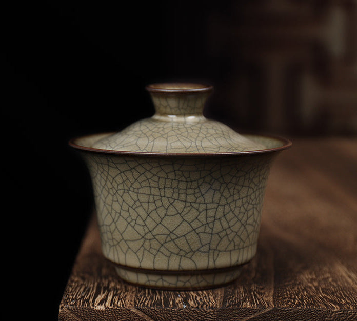 Antique style Longquan celadon GE ceramic triple gaiwan, ideal for traditional Chinese tea ceremonies.