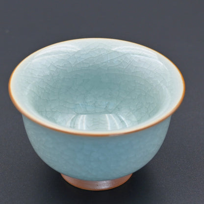 Sky-blue celadon glaze teacup using traditional Ru ware incense-ash clay body