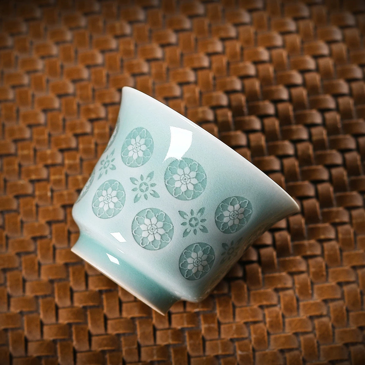 Longquan celadon master teacup in classical horse-hoof shape for high-temperature Oolong and Green tea