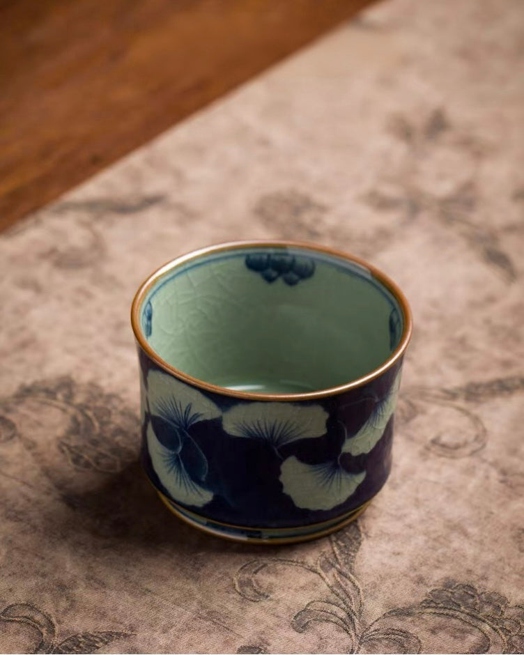Fully hand‑made Jingdezhen ceramic teacup, classic ginkgo decorative pattern