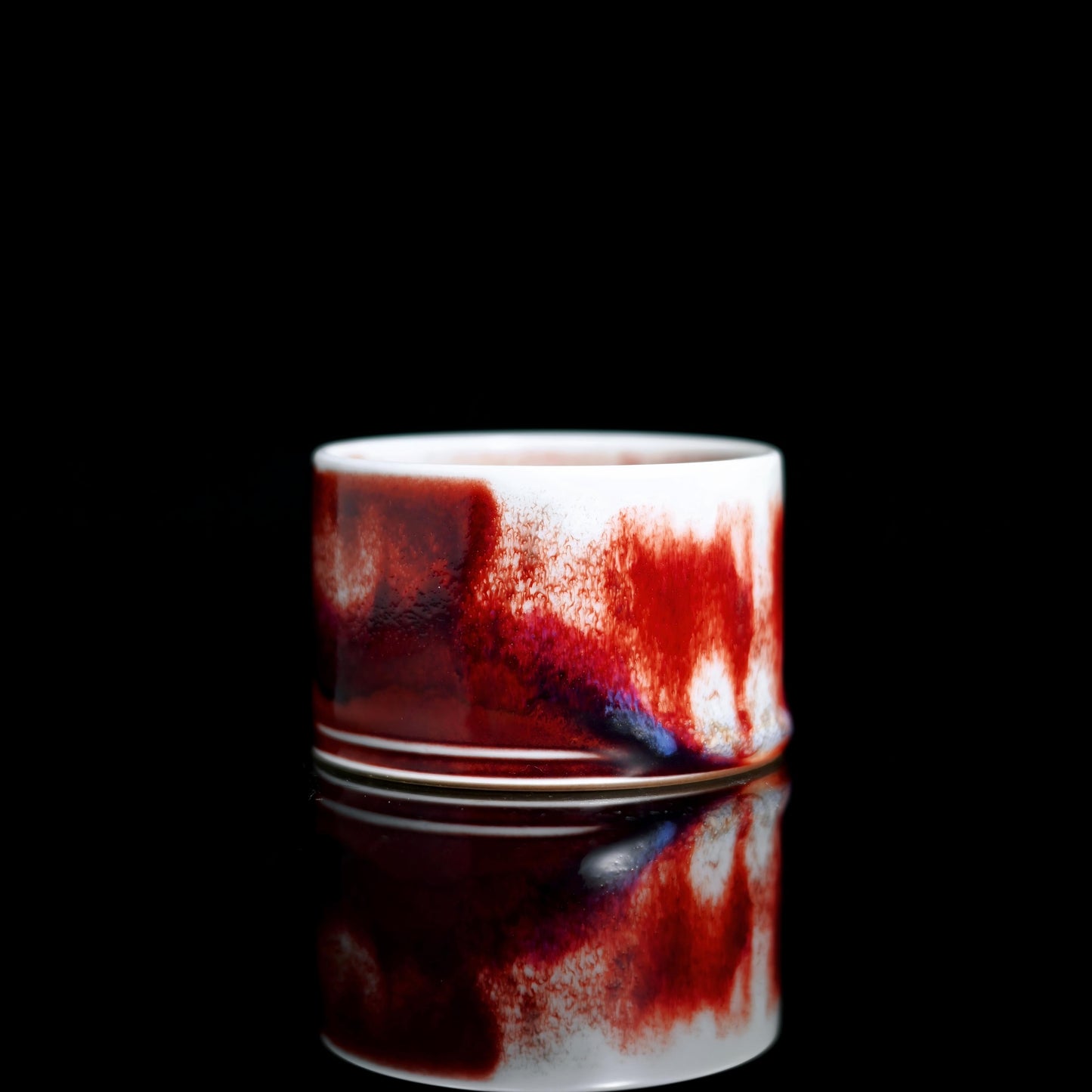 Copper-iron Jun glaze with natural violet kiln transformation formed at high temperature