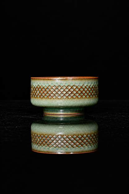 Longquan Celadon Ge Kiln Iron-Clay Linglong porcelain Teacup 100ml