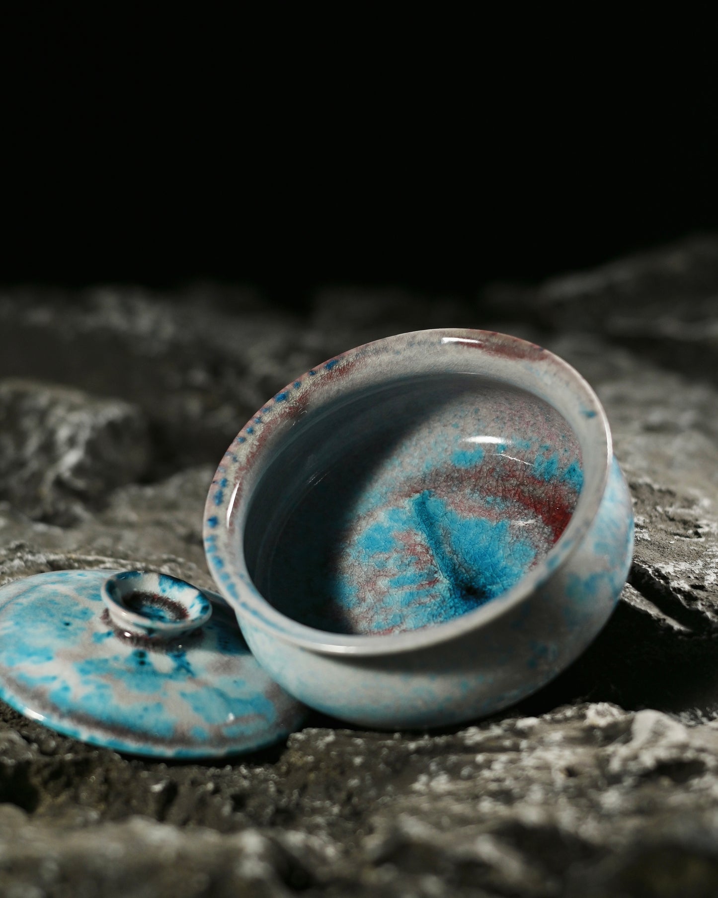 Detailed close-up of the molten glaze pattern, demonstrating its organic and artistic flow