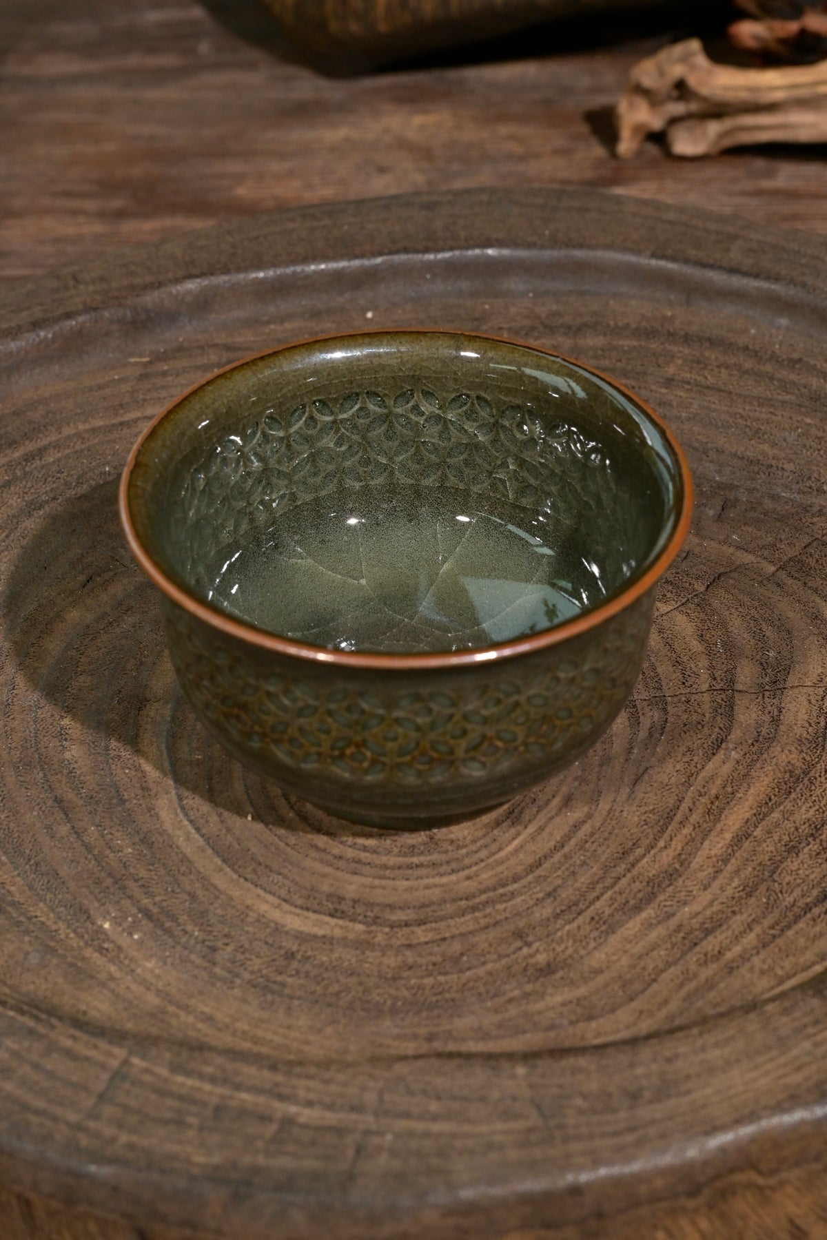 Longquan Celadon "Ge" Kiln Iron-Clay linglong porcelain Teacup 110ml