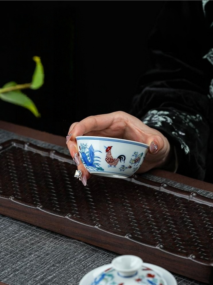 Ancient doucai technique, underglaze blue and overglaze enamel porcelain cup