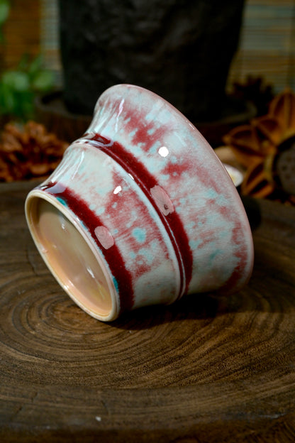 Side profile of wood-fired soda glaze Gaiwan showing raised ergonomic bamboo joint ridges