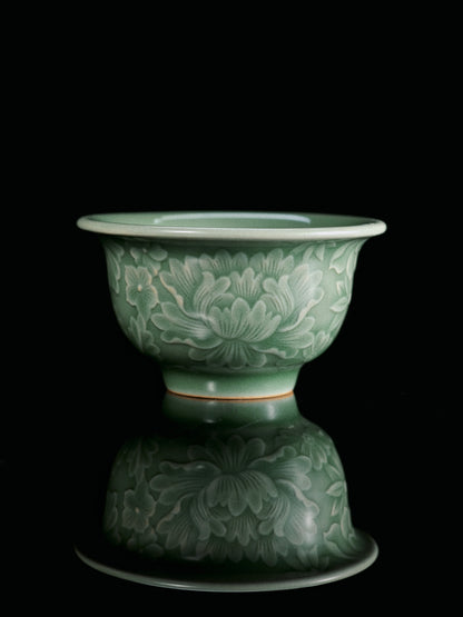 Longquan Celadon Plum-Green Relief-Carved Flowers Press Hand Teacup