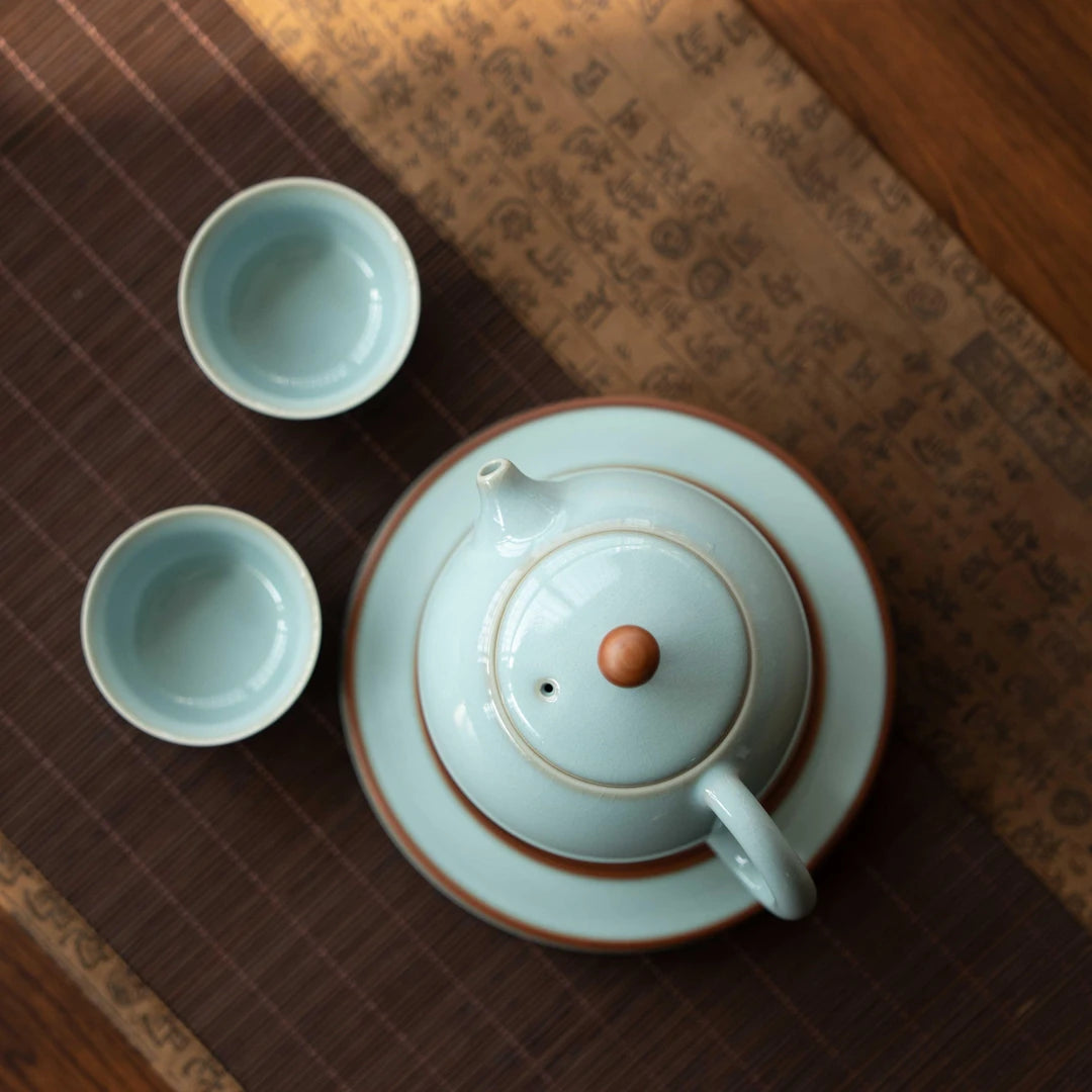 Ru-Ware (Ruyao) Nägelstütz-Technik Xi Shi Teekanne Himmelblau