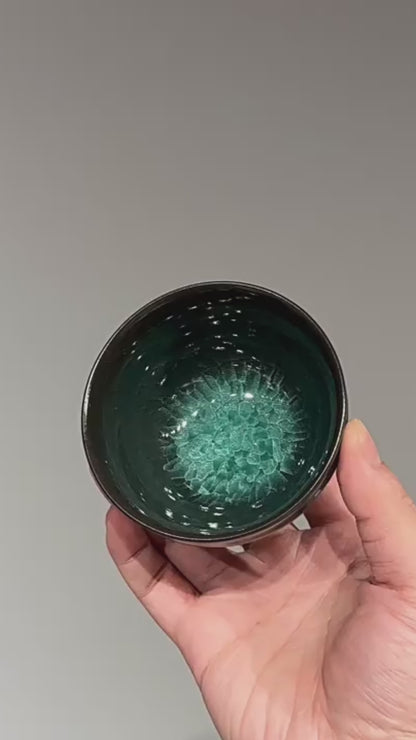 Longquan Celadon Ge Kiln Ice Flower Crackle Teacup 135ml