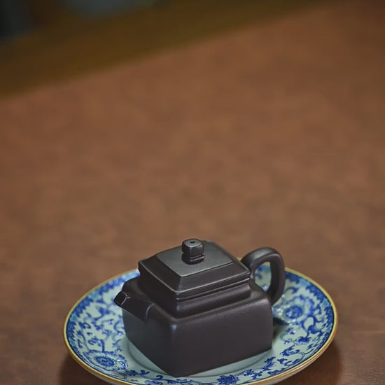 Saanwu Studio Yixing handmade teapot, original Zini clay in square shape.