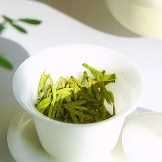  2026 Pre-Qingming Shifeng West Lake Longjing – hand-plucked from the legendary Lion Peak terroir and crafted using traditional hand-firing techniques in iron woks. 