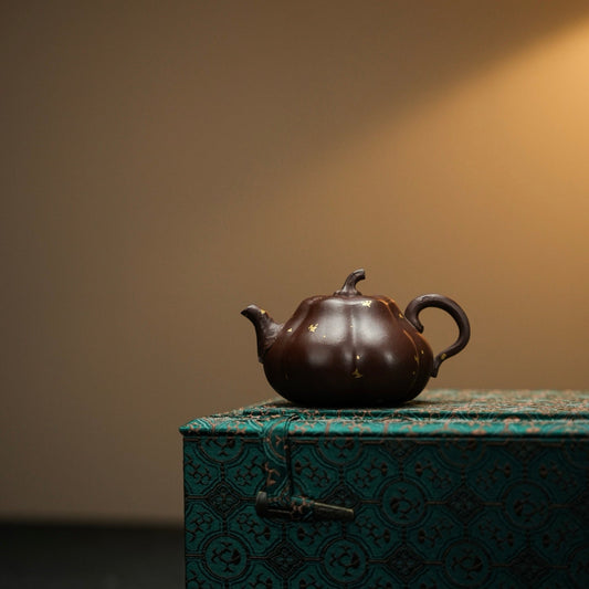 Handmade Yixing Zisha “Pumpkin” Teapot with Gilded Details