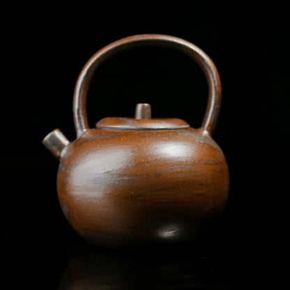 Théière à poignée au design archaïque en argile grossière de style rétro