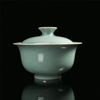 Saanwu Ru ware celadon crackled glaze gaiwan for tea ceremony