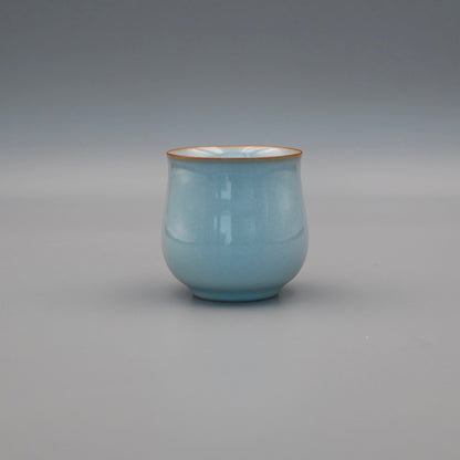 Song dynasty Ru china tea cup designed for contemplative tea rituals and Zen-inspired ceremonies