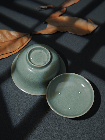 Saanwu Ru ware celadon crackled glaze gaiwan for tea ceremony