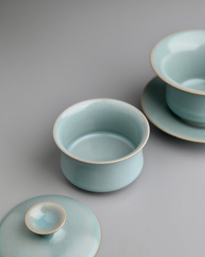 Chinese vintage Ru ware tea cup