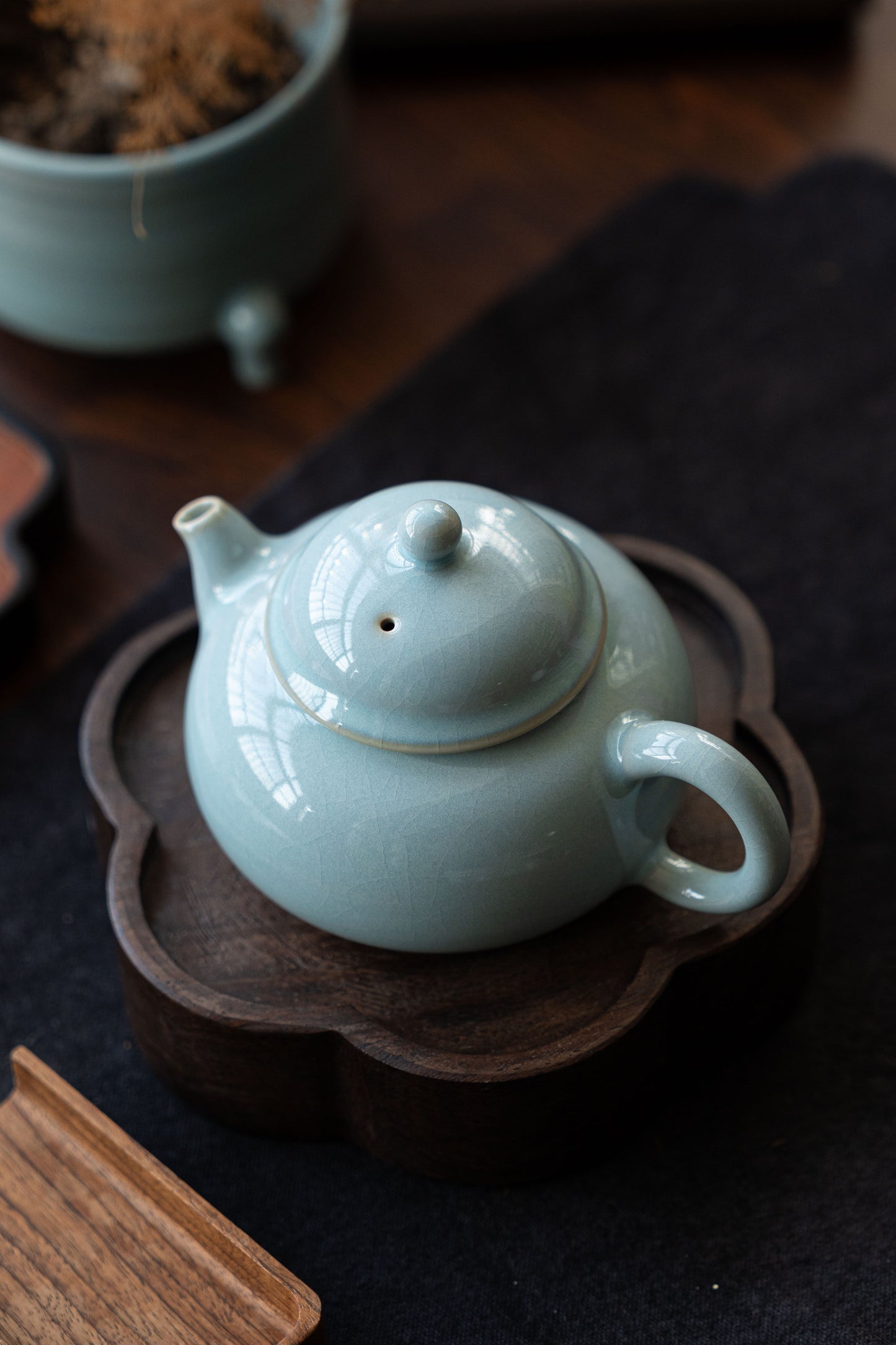 Ru Ware Sky-Blue Glaze Crackle Pattern Teapot 200ml