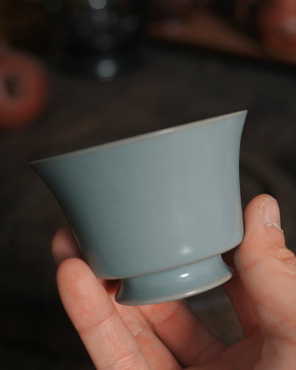 Traditional Ru Porcelain nail support firing technique leaving subtle marks on ceramic base