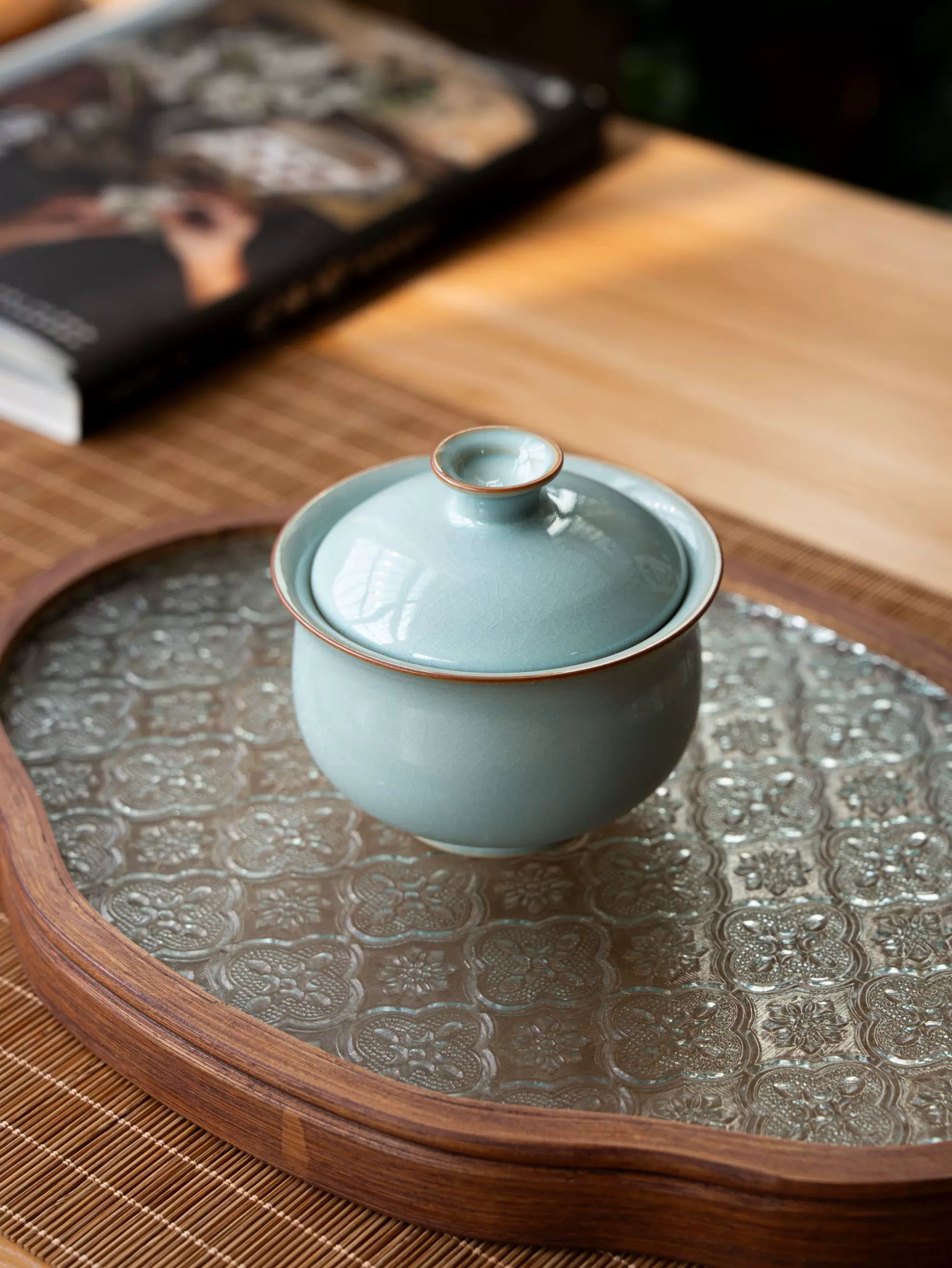 Close-up of “Cicada’s Wing” crackle glaze on Ru Ware sky-blue gaiwan