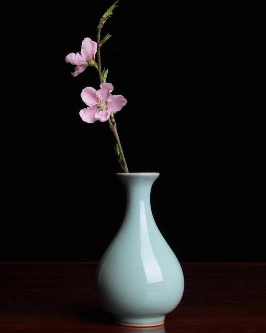Ru ware sky-blue glazed vase with fine crackle patterns, inspired by Song dynasty imperial aesthetics