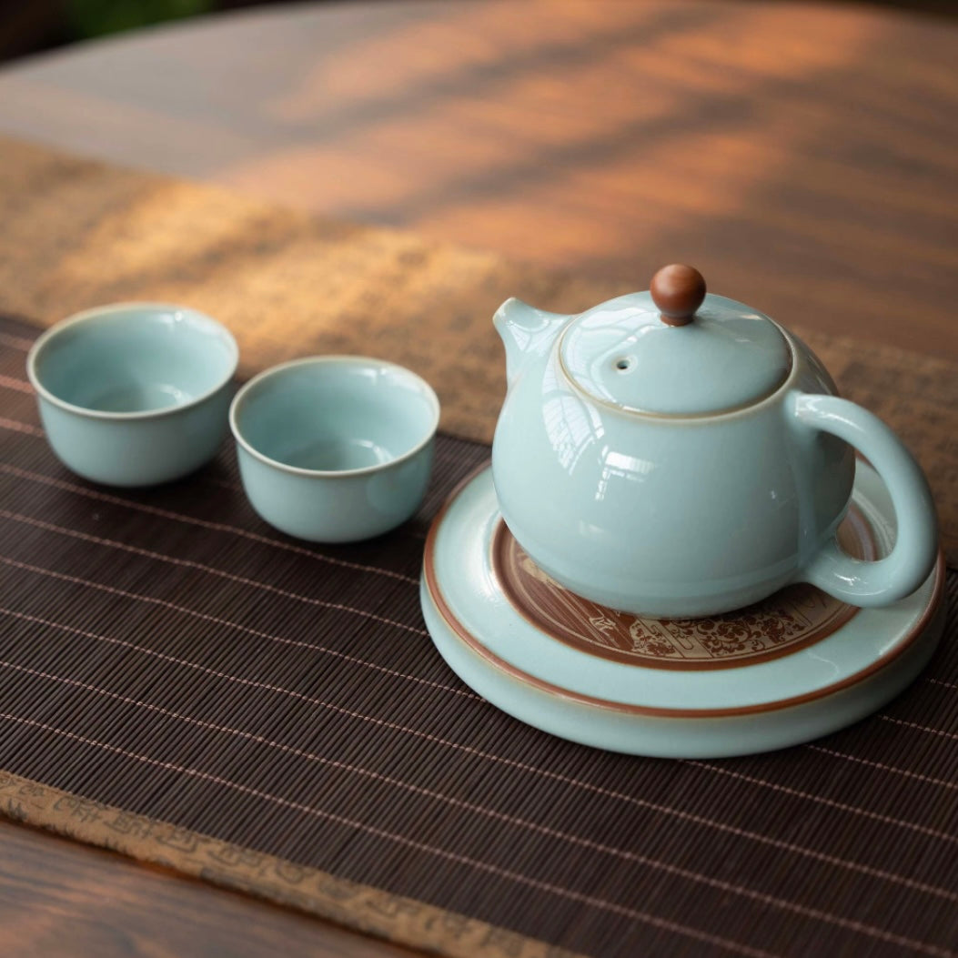 Ru-Ware (Ruyao) Nägelstütz-Technik Xi Shi Teekanne Himmelblau