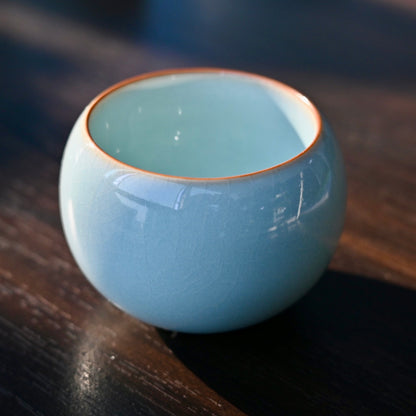 „Drachenei“ Ru-Porzellan Teetasse