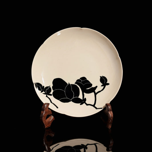 Hand-Painted Magnolia Ash Glaze Flower-Rim Tea Tray