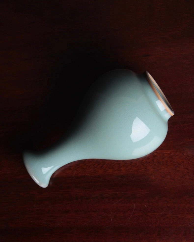 Cultural heritage artifact blending Buddhist symbolism, literary history, and imperial ceramic artistry