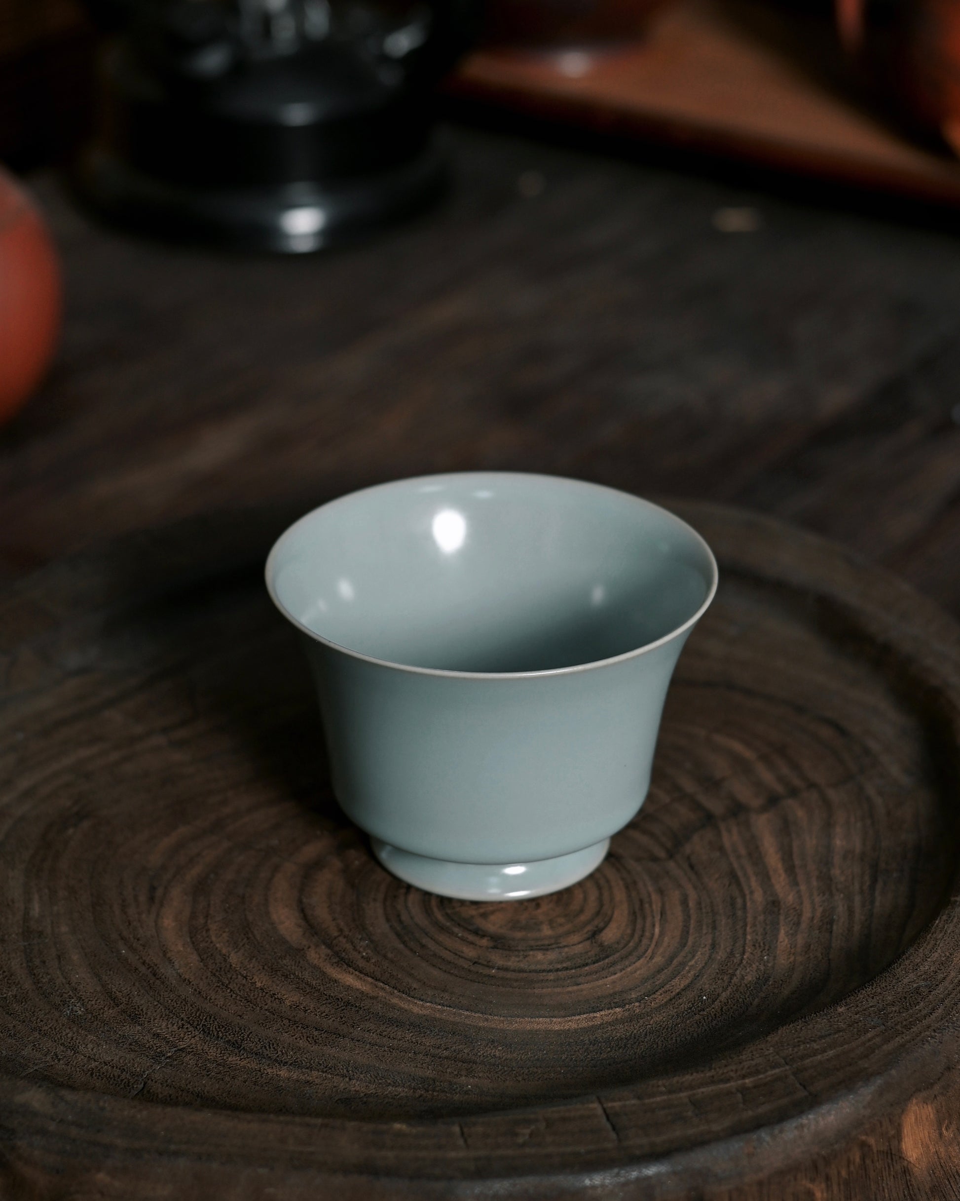 Song dynasty minimalist design with low foot silhouette and refined proportions