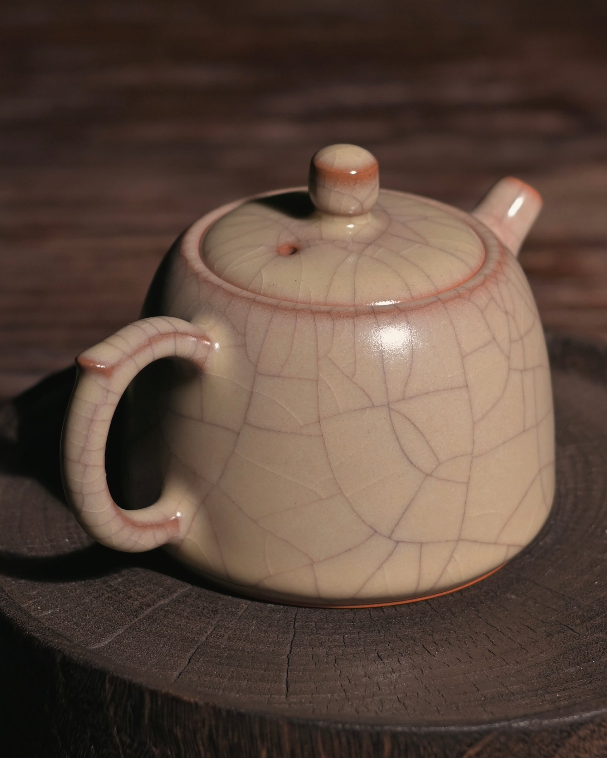 Longquan celadon with mineral-rich glaze containing kaolinite and mica, premium gift box packaging