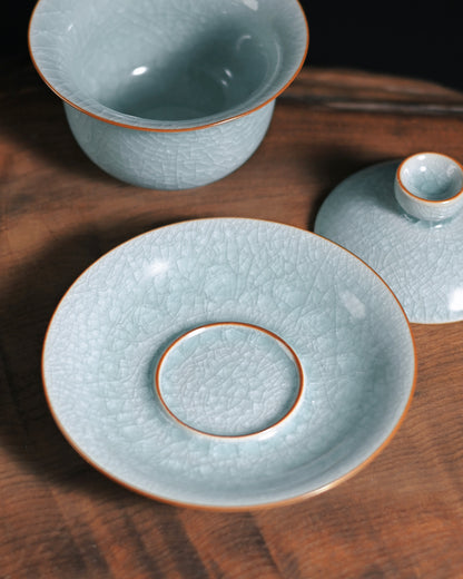 Song dynasty style Ru ware gaiwan handcrafted with celadon glaze