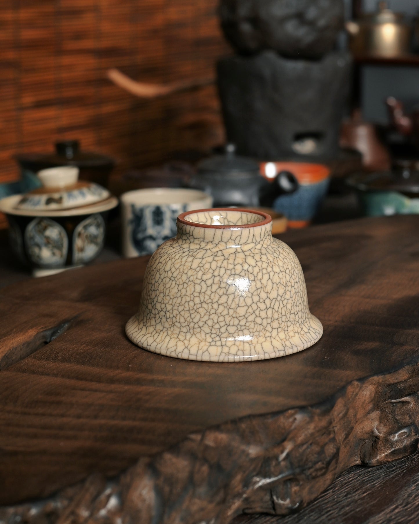 Southern Song dynasty ceramics heritage preserved in contemporary Longquan celadon craftsmanship