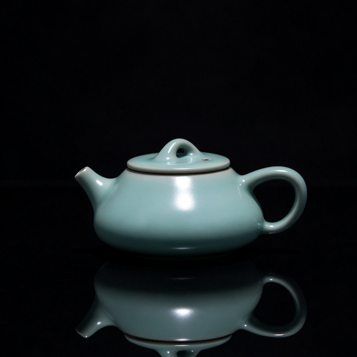Ru Ware Sky-Blue Handcrafted Shipiao (石瓢) Teapot 200ml