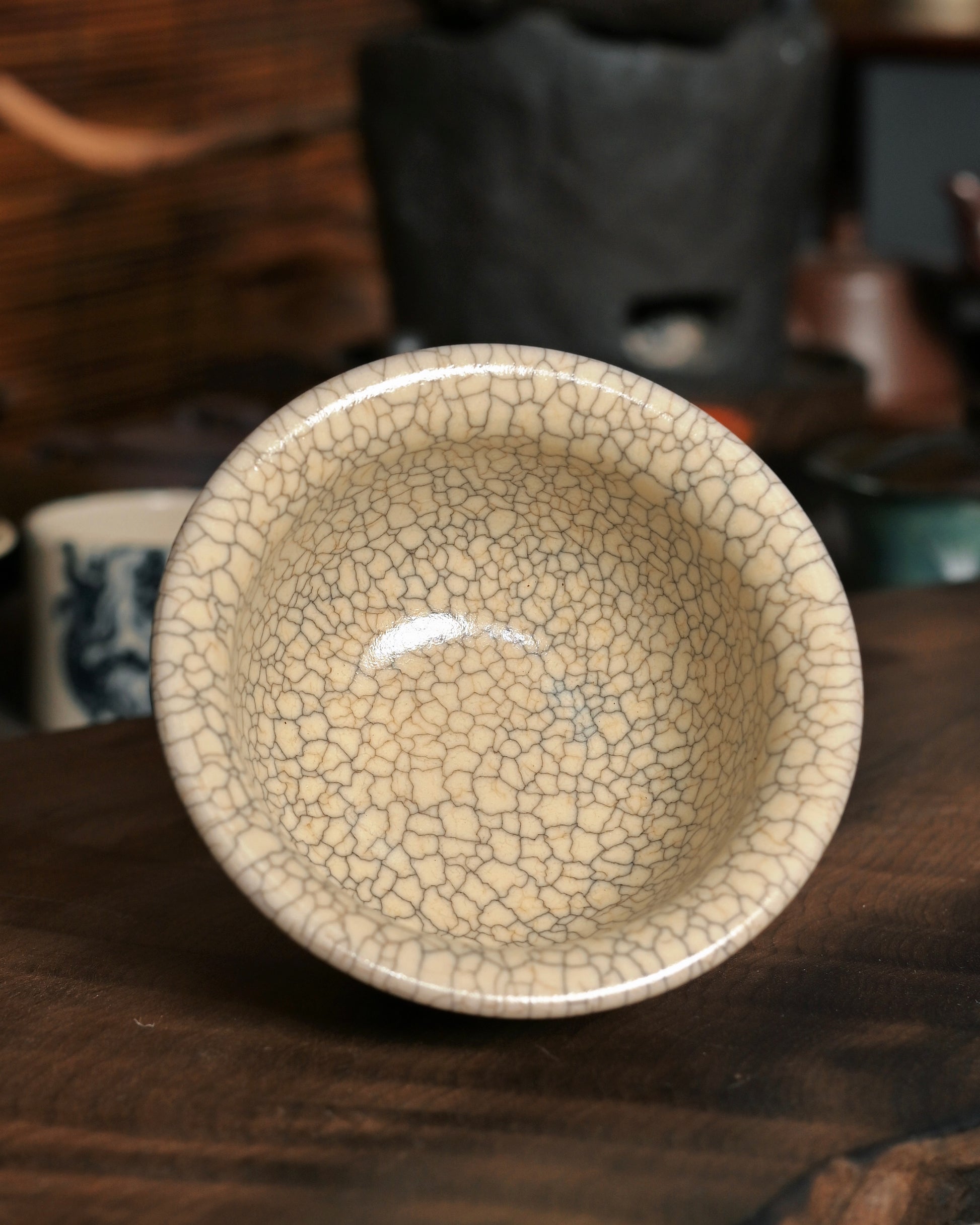 Palm-fit tea cupl designed for ergonomic handling and comfortable ceremonial tea drinking